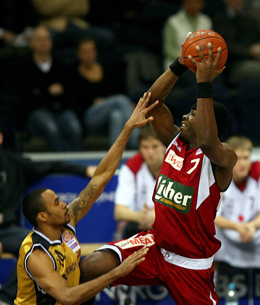 更为她们未 更为她们未