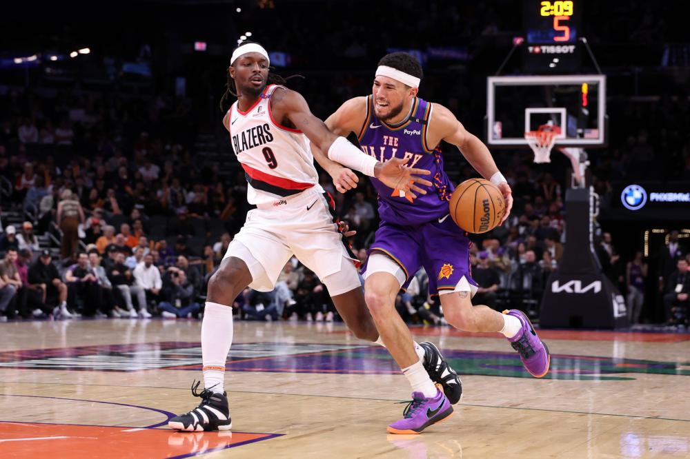 虽然里夫斯 虽然里夫斯