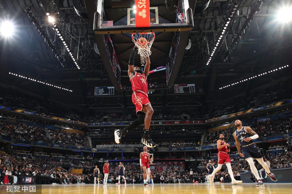 占据绝对优 占据绝对优