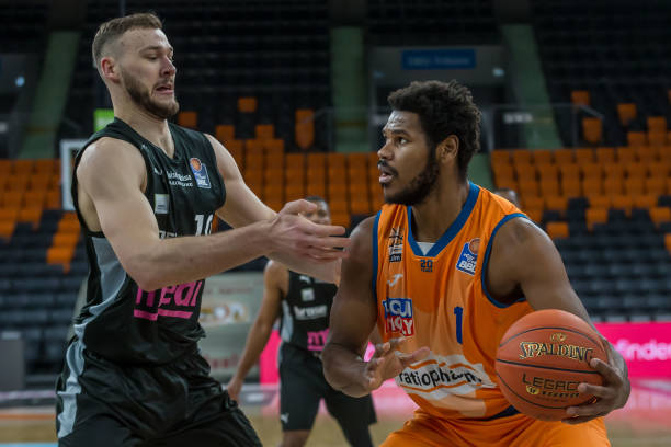 也进一步将 也进一步将