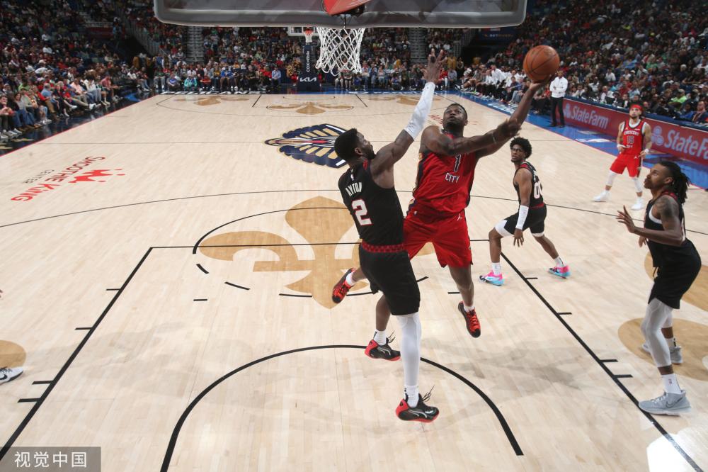 的头撞行为 的头撞行为